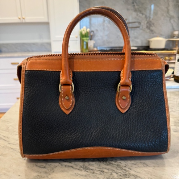 Vintage Dooney & Bourke - Picture 2 of 4